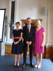 (Left-right) New GCA president, UKG’s Ceri Stirland with Bank of England’s Glynn Jones and GCA’s Sharon Little.