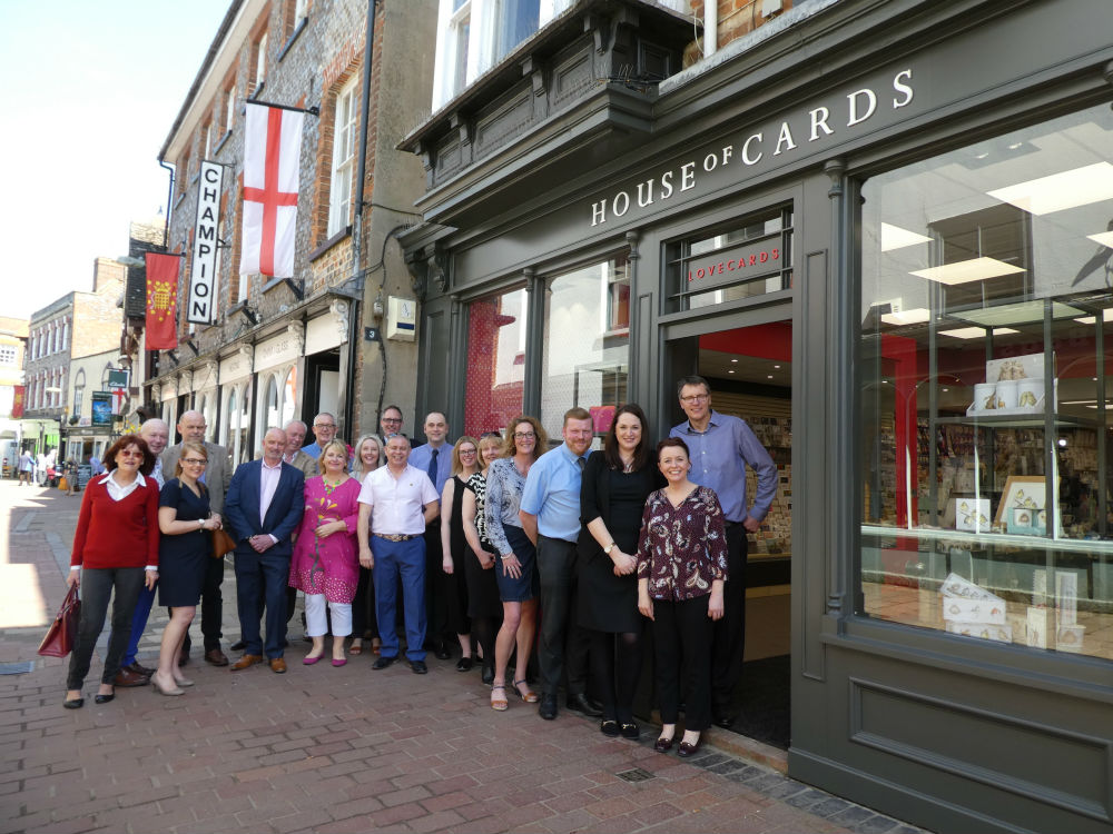 Representatives from Paperlink, Cardgains, Tracks, Joe Davies, Pigment, The Imaging Centre, PG, Xpressions, Unique, GBCC, Nigel Quiney, WPL Gifts and Paul Lammond were among those who attended last Thursday’s official reopening of House of Cards’ Wallingford new look flagship.