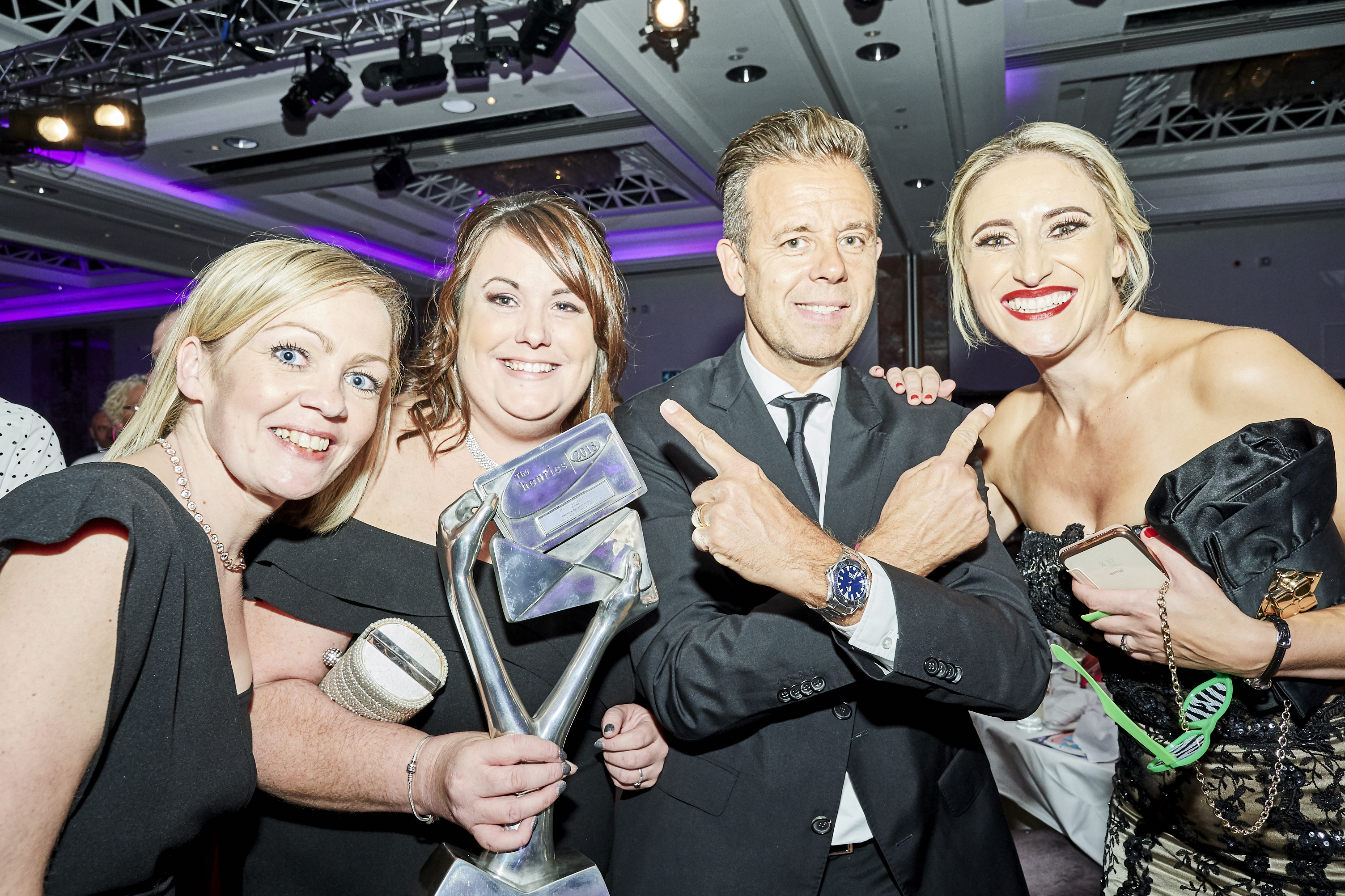 Above: 80s icon Pat Sharp, who hosted the event, was happy to pose with (right-left) Glick’s Becky Dobson, Michelle Airth and Stephanie Dyment (of Stephanie Dyment Designs) with the trophy for Best Giftwrappings Range. 