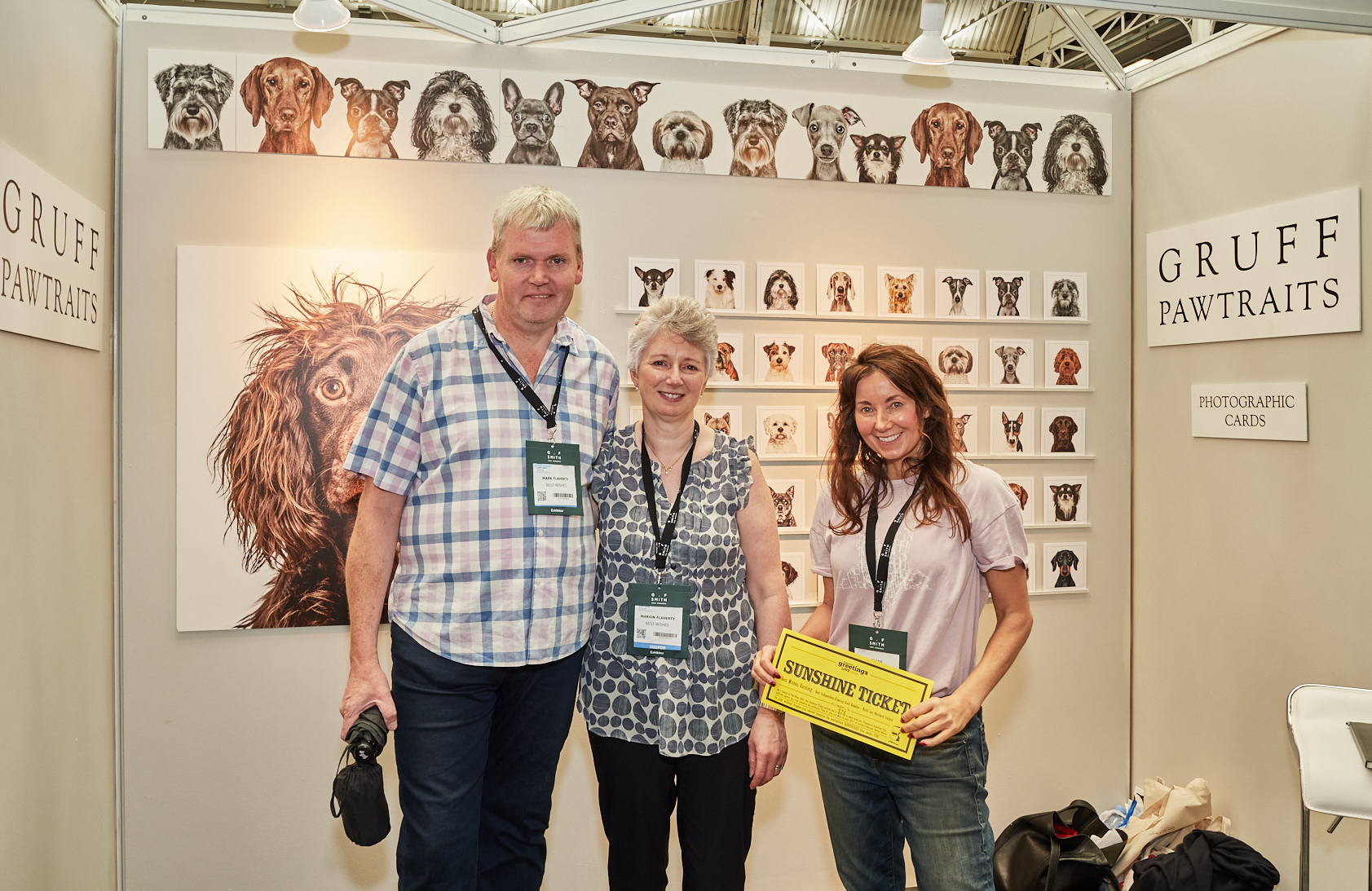 Above: Best Wishes’ Mark and Marion Flaherty spent their Sunshine Ticket with Gruff Pawtraits at PG Live 2021, Rhian (right) was delighted.