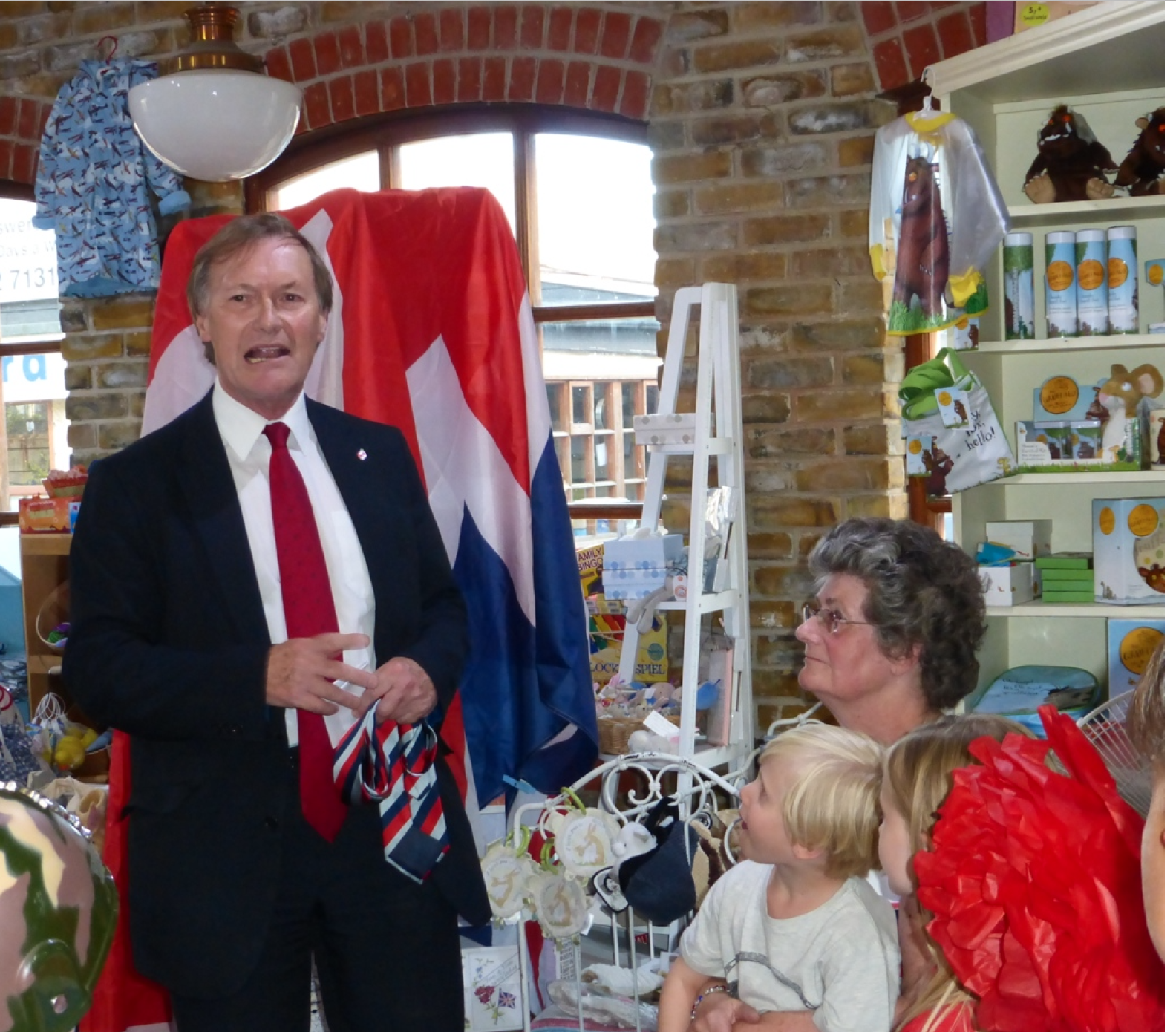 Above: Sir David Amess in full flow, delivering a speech at The Lynn Tait Gallery.