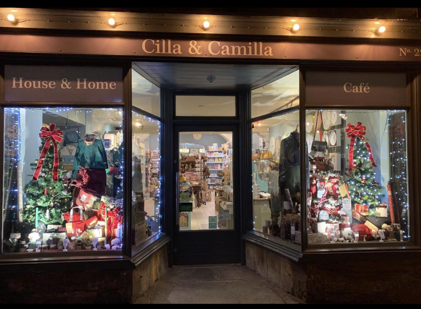 Above: Cilla & Camilla’s Beaminster store.