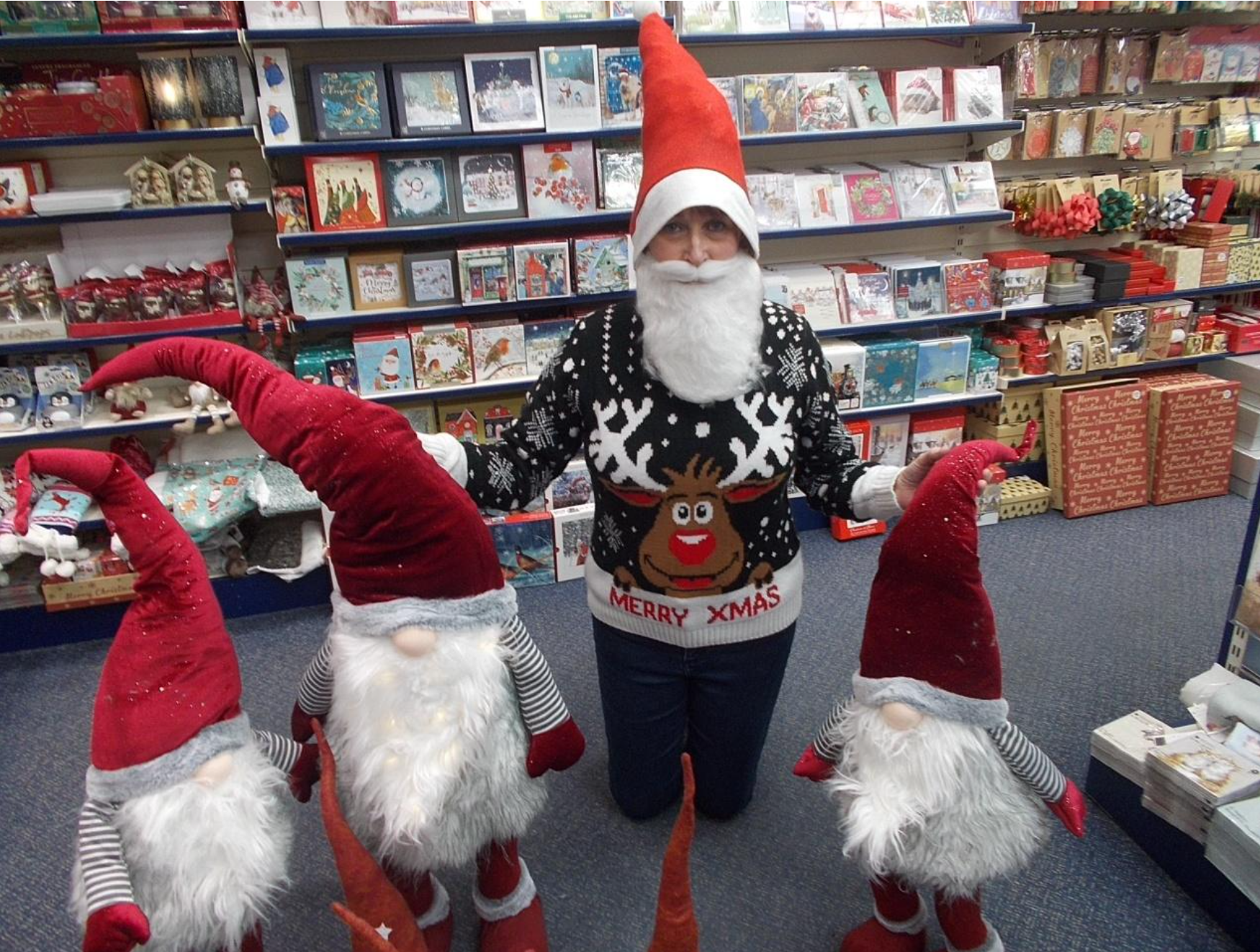 Above: Festive fun in House of Cards’ Kidlington branch.