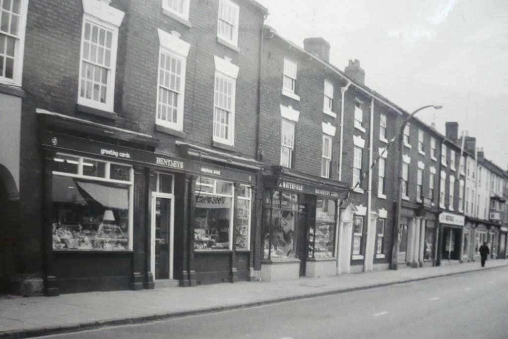Above & top: Bentleys in Stourport in the early years