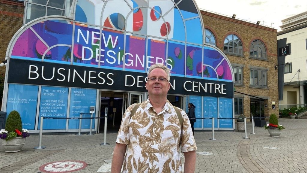 Above & top: Geoff Sanderson at this week’s New Designers show in London where he has been talking to students about opportunities in the greetings industry