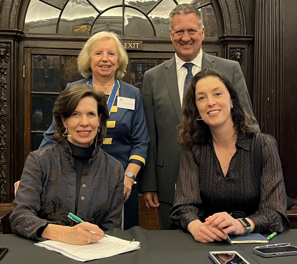 Above & top: The panel of Helen Esmonde, Amanda Fergusson, Dr Melissa Prunty, and Graham Craik